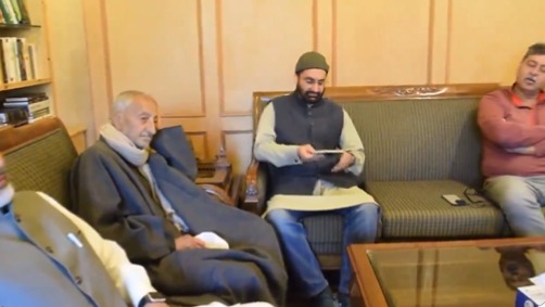 'Moderate Hurriyat leaders hold first meeting after Article 370 abrogation'